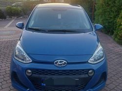 Niebieski Używany 2018 Hyundai i10 Premium Hatchback | 29 700 zł (Uczciwa cena)