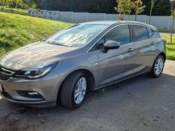 Złoty Używany 2017 Opel Astra Hatchback | 36 900 zł (Uczciwa cena)
