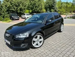 Czarny Używany 2010 Audi A3 Ambition Hatchback | 26 500 zł (Dość drogi)