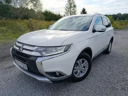 Biały Używany 2016 Mitsubishi Outlander SUV | 59 900 zł