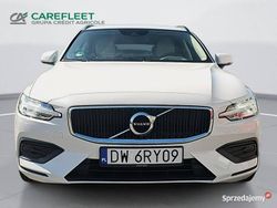Biały Używany 2022 Volvo V60 Momentum Kombi | 93 800 zł