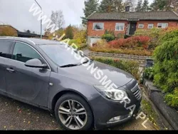 Szary Używany 2012 Opel Insignia Kombi | 29 380 zł (Uczciwa cena)