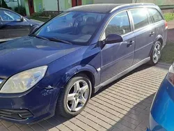 Granatowy Używany 2007 Opel Vectra Kombi | 4800 zł