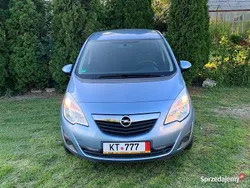 Niebieski Używany 2013 Opel Meriva Minivan | 19 900 zł (Uczciwa cena)