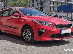 Czerwony Używany 2018 Kia Ceed Sportswagon 3 Kombi | 49 500 zł