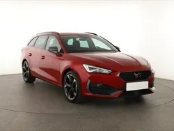 Czerwony Używany 2023 Cupra Leon Kombi | 127 999 zł (Dość drogi)