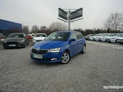 Niebieski Używany 2020 Skoda Fabia Ambition Hatchback | 39 500 zł (Uczciwa cena)