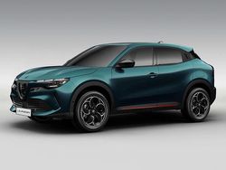 Lakier metalizowany niebieski navigli Używany 2024 Alfa Romeo Junior Edizione Speciale SUV | 159 908 zł