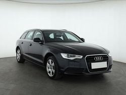 Niebieski Używany 2014 Audi A6 Kombi | 63 999 zł (Dobra cena)
