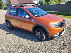 Pomarańczowy Używany 2017 Dacia Sandero Stepway Hatchback | 29 700 zł (Uczciwa cena)