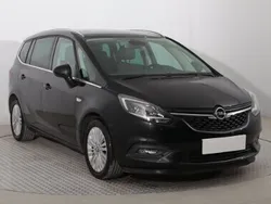 Czarny Używany 2017 Opel Zafira Tourer Minivan | 57 999 zł