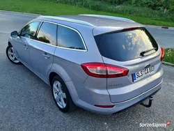 Fioletowy Używany 2013 Ford Mondeo Kombi | 24 700 zł (Dobra cena)