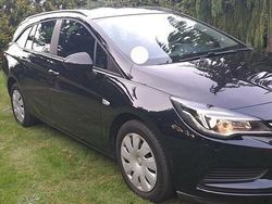 Inny kolor Używany 2019 Opel Astra Kombi | 43 000 zł (Dość drogi)