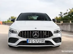 Biały Używany 2021 Mercedes CLA250 AMG Sedan/Limuzyna | 152 000 zł