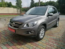 Szary (metalik) Używany 2011 VW Tiguan SUV | 35 900 zł (Super Cena)