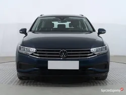 Niebieski Używany 2020 VW Passat Kombi | 79 999 zł (Dobra cena)
