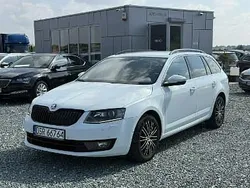 Biały Używany 2016 Skoda Octavia Style Kombi | 39 900 zł (Uczciwa cena)