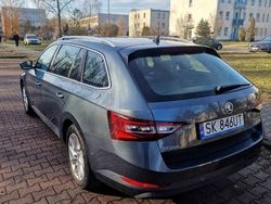 Szary Używany 2018 Skoda Superb Kombi | 64 900 zł (Uczciwa cena)