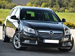Czarny Używany 2011 Opel Insignia OPC Kombi | 24 900 zł (Uczciwa cena)