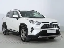 Biały Używany 2021 Toyota RAV4 SUV | 136 999 zł (Dość drogi)