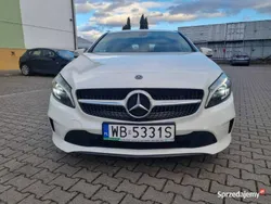 Biały Używany 2017 Mercedes A160 Hatchback | 64 999 zł (Uczciwa cena)
