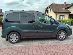 Szary Używany 2017 Citroën Berlingo XTR Minivan | 39 900 zł (Uczciwa cena)