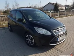 Czarny Używany 2011 Ford Grand C-Max Minivan | 23 000 zł (Uczciwa cena)