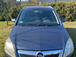 Używany 2007 Opel Zafira Minivan | 9900 zł (Dość drogi)