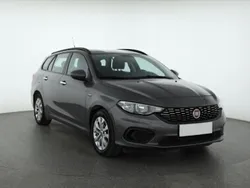 Srebrny Używany 2017 Fiat Tipo Kombi | 38 999 zł (Uczciwa cena)