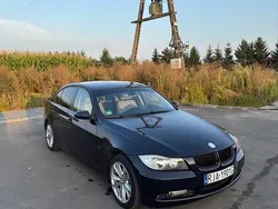 Granatowy Używany 2007 BMW 320 Sedan/Limuzyna | 14 000 zł (Uczciwa cena)