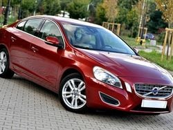 Czerwony ciemny (metalik, perła) Używany 2012 Volvo S60 Sedan/Limuzyna | 32 900 zł (Uczciwa cena)