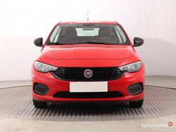 Czerwony Używany 2019 Fiat Tipo Sedan/Limuzyna | 36 999 zł (Uczciwa cena)