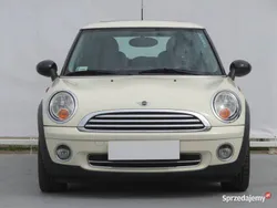 Beżowy Używany 2007 Mini ONE Hatchback | 14 000 zł (Uczciwa cena)