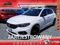 Biały Używany 2017 Fiat Tipo S Hatchback | 47 800 zł (Uczciwa cena)