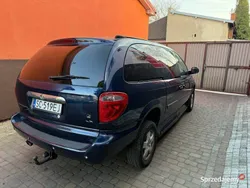 Granatowy Używany 2004 Chrysler Town & Country Minivan | 22 000 zł (Drogi)