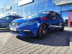 Niebieski (metalik) Używany 2017 Seat Leon Hatchback | 104 900 zł