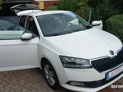 Biały Używany 2018 Skoda Fabia Kombi | 20 900 zł (Dobra cena)