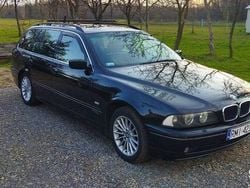 Czarny Używany 2002 BMW 520 Sedan/Limuzyna | 10 100 zł (Uczciwa cena)