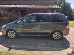 Grafitowy Używany 2010 Opel Zafira Cosmo Minivan | 19 900 zł (Uczciwa cena)