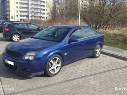 Niebieski Używany 2004 Opel Vectra GTS Hatchback | 8999 zł