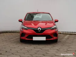 Czerwony Używany 2021 Renault Clio V Hatchback | 52 999 zł (Uczciwa cena)