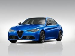 Lakier metalizowany szary vesuvio grey Nowe 2025 Alfa Romeo Giulia Veloce Sedan/Limuzyna | 234 700 zł (Dość drogi)
