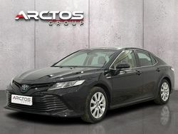 Czarny Używany 2020 Toyota Camry Comfort Sedan/Limuzyna | 104 900 zł (Uczciwa cena)