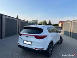 Biały Używany 2017 Kia Sportage SUV | 61 000 zł (Uczciwa cena)