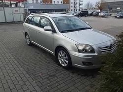 Złoty Używany 2007 Toyota Avensis Sedan/Limuzyna | 12 900 zł