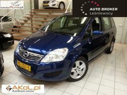Niebieski Używany 2009 Opel Zafira Minivan | 27 900 zł