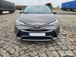 Brązowy Używany 2018 Toyota Avensis Sedan/Limuzyna | 57 000 zł (Uczciwa cena)