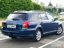 Niebieski Używany 2005 Toyota Avensis Kombi | 6490 zł (Dobra cena)