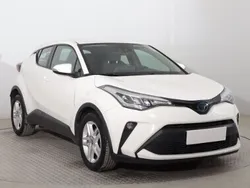 Biały Używany 2022 Toyota C-HR SUV | 94 999 zł (Uczciwa cena)