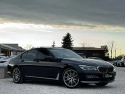 Niebieski ciemny (metalik) Używany 2015 BMW 730 Sedan/Limuzyna | 110 000 zł